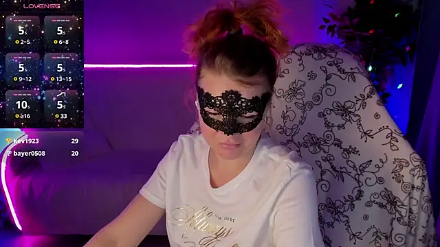 Sexy-Housewife online show from January 4, 2:04 pm