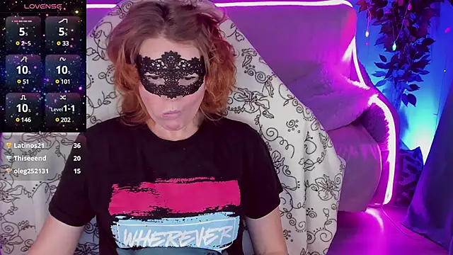 Sexy-Housewife online show from January 14, 10:34 pm