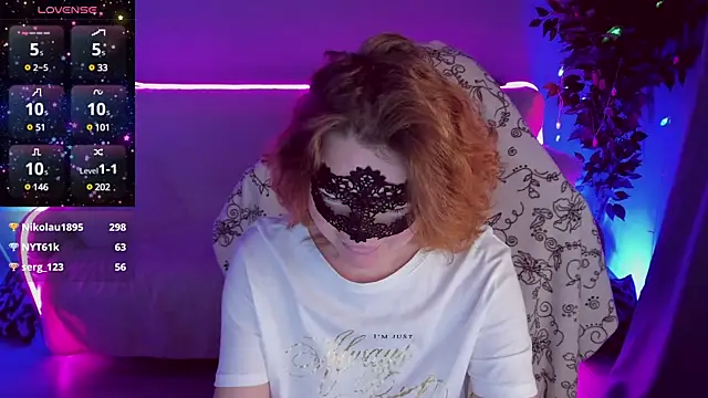 Sexy-Housewife online show from January 18, 1:29 pm