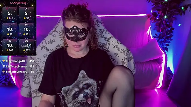 Sexy-Housewife online show from January 23, 10:33 pm