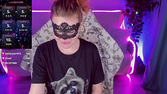 Sexy-Housewife online show from January 25, 1:54 am
