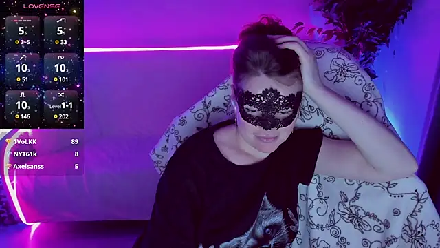 Sexy-Housewife online show from March 8, 12:30 pm