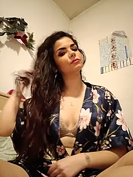 Snapshot of Saturnia_Yvonne chatting on March 11, 11:48 pm Saturnia Yvonne online show from March 11, 11:48 pm