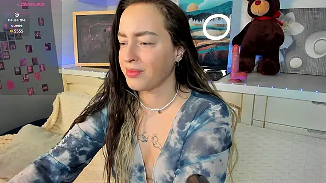 Snapshot of Kruela_Eva chatting on November 15, 11:21 pm Kruela Eva online show from November 15, 11:21 pm