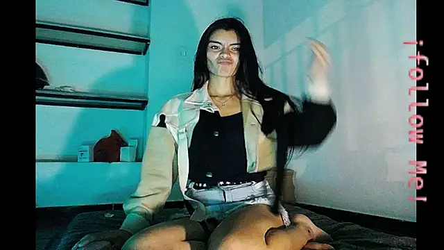 Nefera 16 online show from February 15, 1:31 am