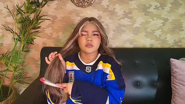 cherry chel online show from March 4, 8:16 pm