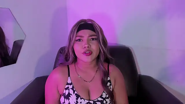 cherry chel online show from March 9, 8:42 pm