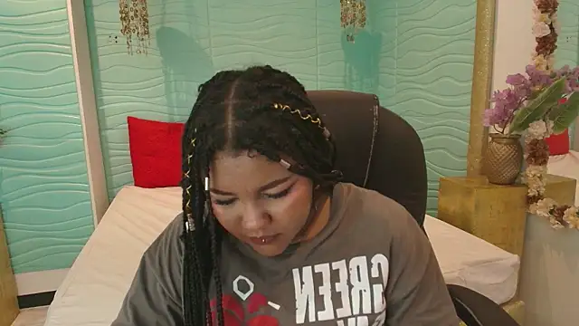 Snapshot of cherry_chel chatting on March 12, 8:48 pm cherry chel online show from March 12, 8:48 pm