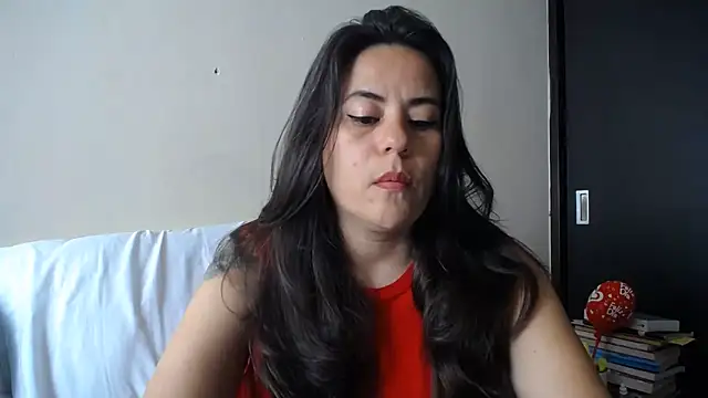 Snapshot of KAROLCANDY chatting on May 25, 8:26 pm KAROLCANDY online show from May 25, 8:26 pm