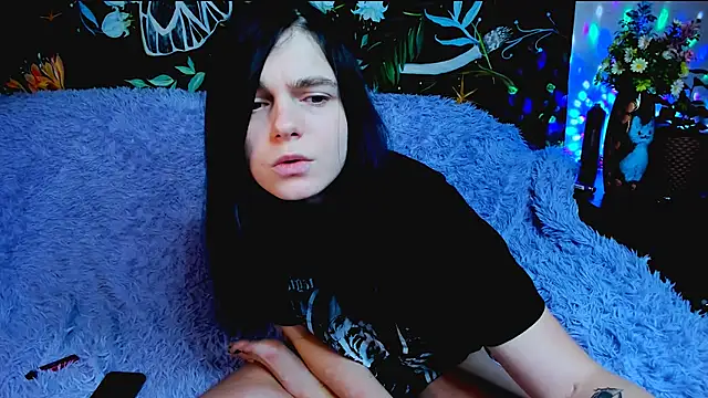 PussySaurus  online show from March 5, 9:48 pm