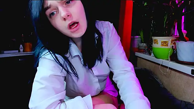PussySaurus  online show from March 13, 1:21 am