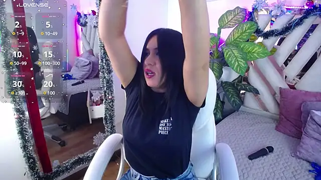 Camille jhonson online show from December 18, 10:10 am