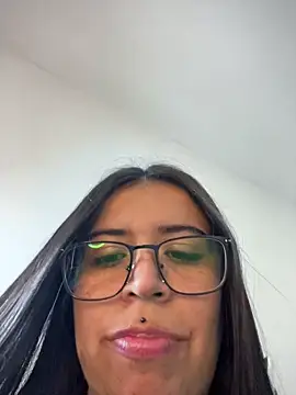 Devilsweet17 online show from July 22, 2:36 am