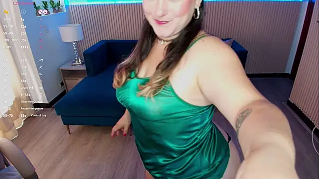 lenah smith online show from November 8, 11:43 am