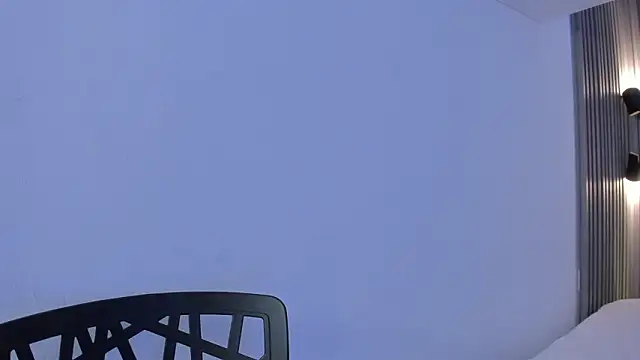 emma alice  online show from March 13, 11:17 am