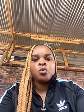 NaughtyKelly28 online show from January 16, 9:59 am