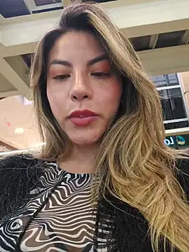 Karen San Miguel online show from October 7, 6:27 pm