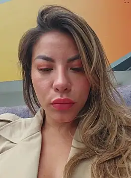 Karen San Miguel online show from October 10, 7:02 pm