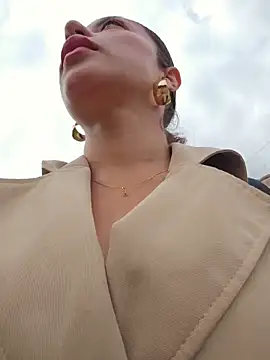 Karen San Miguel online show from March 27, 7:57 pm