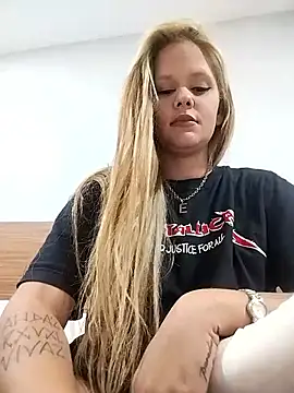 Snapshot of perolaar chatting on September 21, 2:13 am perolaar online show from September 21, 2:13 am