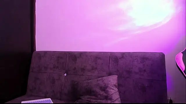 Snapshot of Tender_lia chatting on November 20, 3:34 pm Tender lia online show from November 20, 3:34 pm