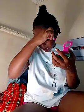 Snapshot of pretty-eyes23 chatting on September 29, 9:36 am pretty-eyes23 online show from September 29, 9:36 am