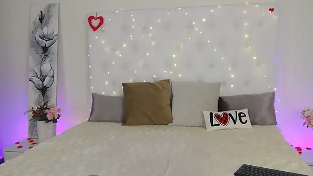 --Daniella- online show from November 15, 9:50 am