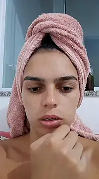 Snapshot of morenamaravilhosa chatting on December 4, 1:47 am morenamaravilhosa online show from December 4, 1:47 am