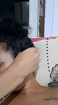 Snapshot of morenamaravilhosa chatting on February 20, 1:25 am morenamaravilhosa online show from February 20, 1:25 am