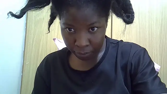 pretty brina online show from December 5, 8:45 am