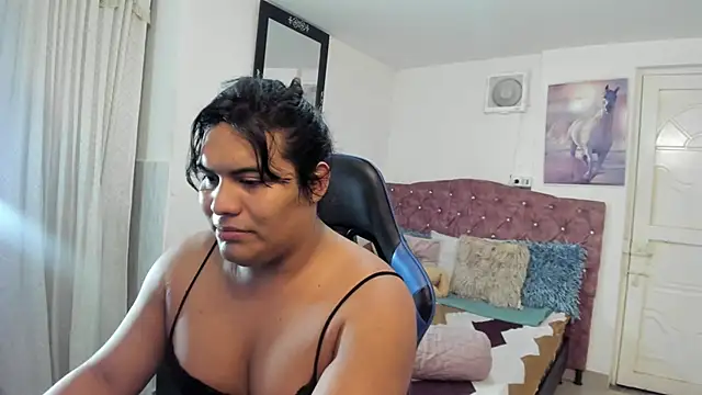 Margoth Montilla online show from January 8, 2:36 am