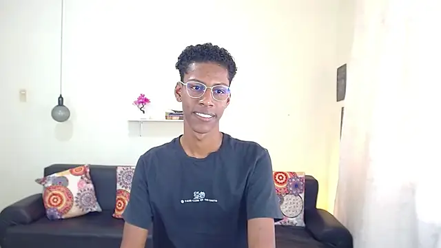 maiki18  online show from January 17, 7:38 pm