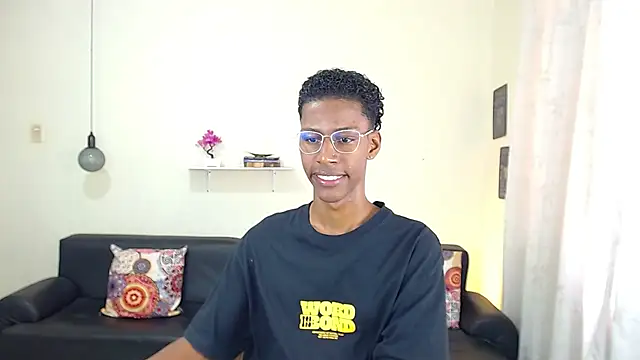 maiki18  online show from February 1, 1:41 pm