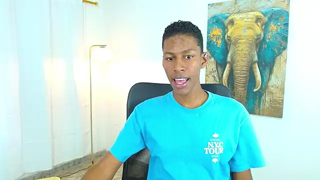 maiki18  online show from September 24, 8:34 pm