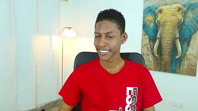 maiki18  online show from October 1, 8:37 pm