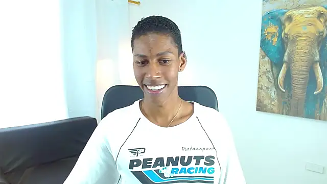 Snapshot of maiki18_ chatting on February 2, 9:02 pm maiki18 online show from February 2, 9:02 pm