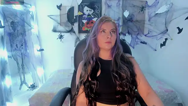 brandy sweet  online show from October 31, 1:34 pm