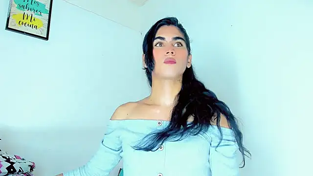 Snapshot of hannabigdirty chatting on January 13, 4:28 am hannabigdirty online show from January 13, 4:28 am