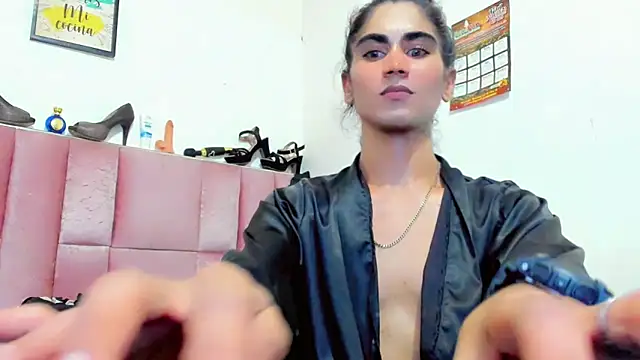 Snapshot of hannabigdirty chatting on March 23, 5:54 am hannabigdirty online show from March 23, 5:54 am