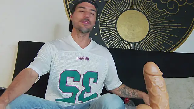 Adam MillanFF online show from January 12, 8:58 pm