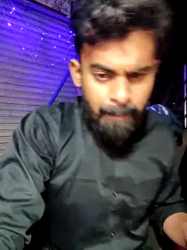 Snapshot of rayhan085 chatting on January 7, 2:42 am rayhan085 online show from January 7, 2:42 am