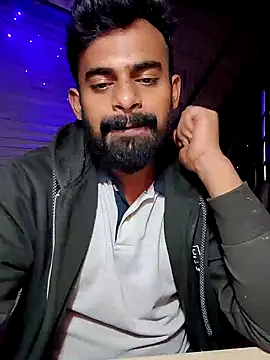 Snapshot of rayhan085 chatting on January 8, 5:48 pm rayhan085 online show from January 8, 5:48 pm