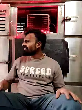 Snapshot of rayhan085 chatting on January 16, 10:42 am rayhan085 online show from January 16, 10:42 am