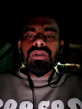 Snapshot of rayhan085 chatting on February 7, 5:18 pm rayhan085 online show from February 7, 5:18 pm