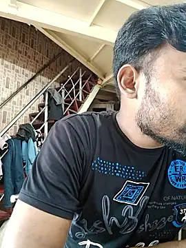 Snapshot of rayhan085 chatting on September 13, 10:37 am rayhan085 online show from September 13, 10:37 am