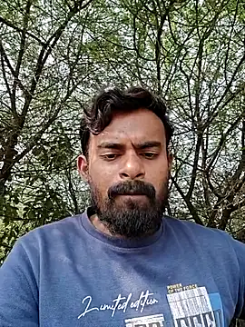 Snapshot of rayhan085 chatting on December 2, 8:30 am rayhan085 online show from December 2, 8:30 am