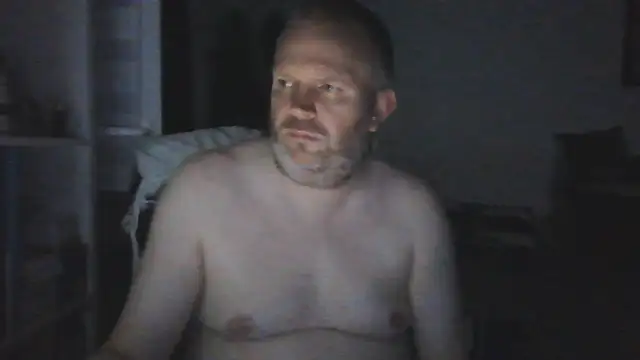 Snapshot of ShyBoy1982 chatting on June 28, 12:49 am ShyBoy1982 online show from June 28, 12:49 am