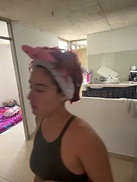 Ari Baker online show from October 24, 4:36 pm