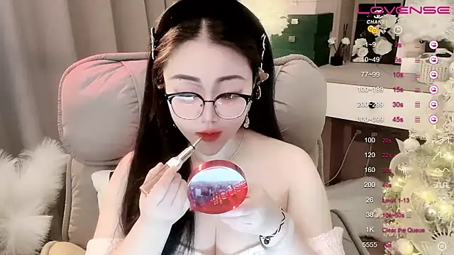 Snapshot of Monica-888 chatting on January 9, 5:11 pm Monica-888 online show from January 9, 5:11 pm