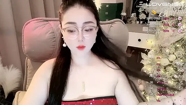 Snapshot of Monica-888 chatting on January 20, 6:32 pm Monica-888 online show from January 20, 6:32 pm
